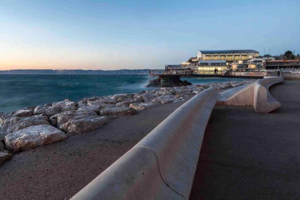 Plage Des Catalans/Vieux Port Marsiglia Esterno foto